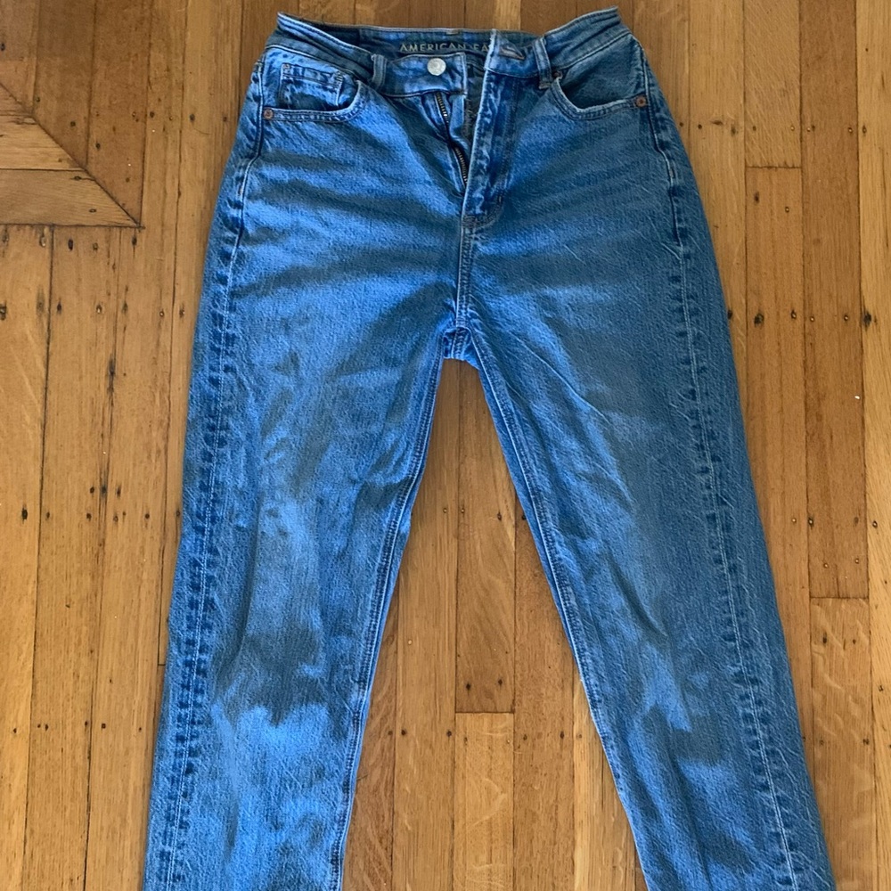 American Eagle Mom Jeans